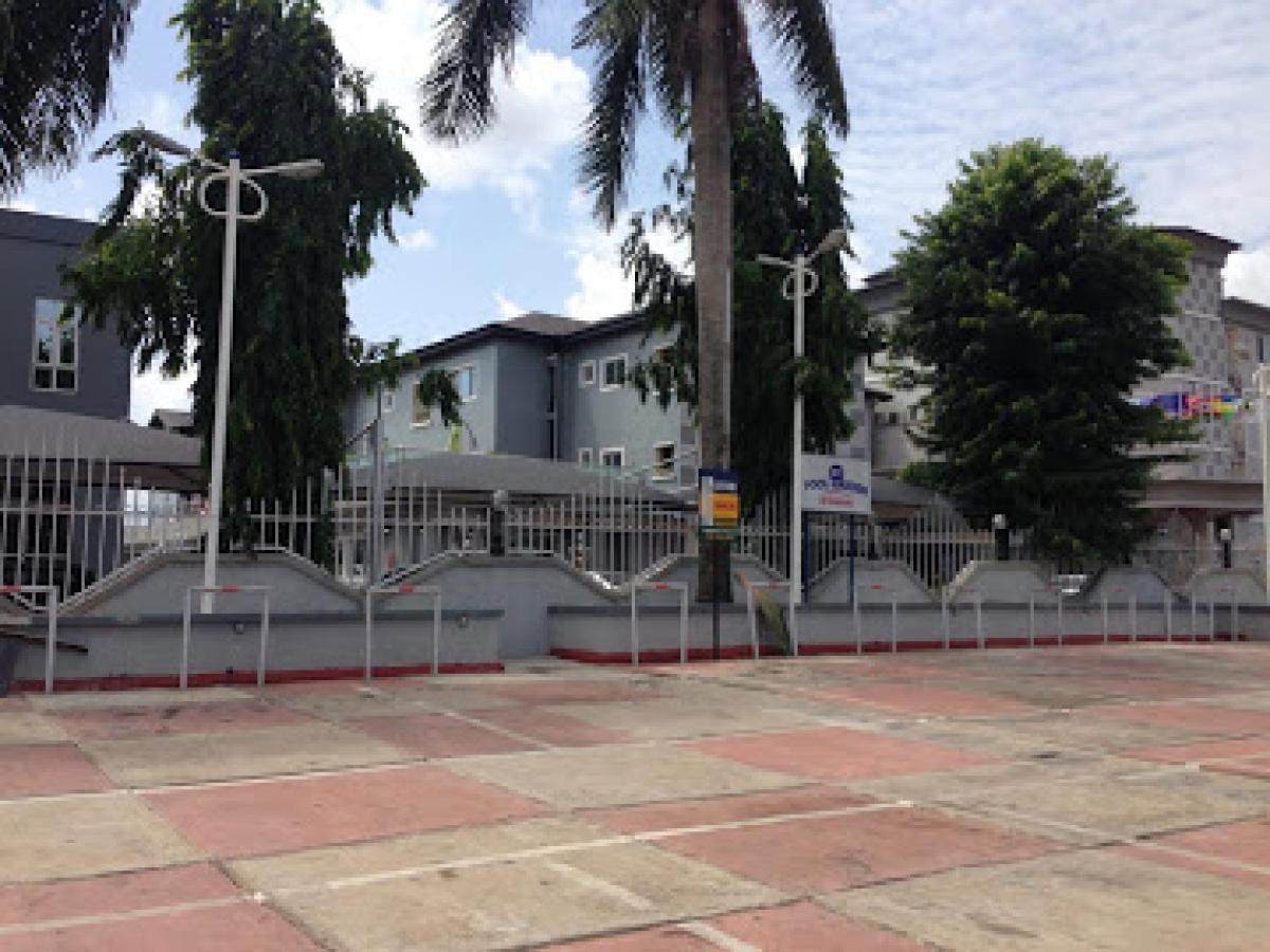 Room In Lodge - All Seasons Hotel-โอเวอร์รี ภายนอก รูปภาพ